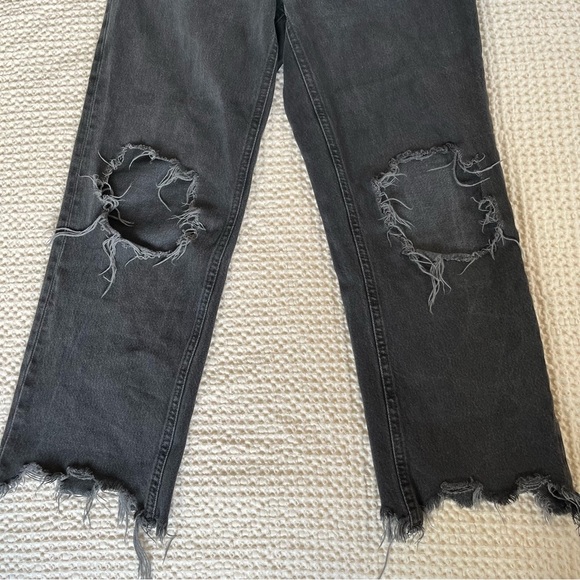 We The Free Black Distressed Boyfriend Jeans - Picture 2 of 8